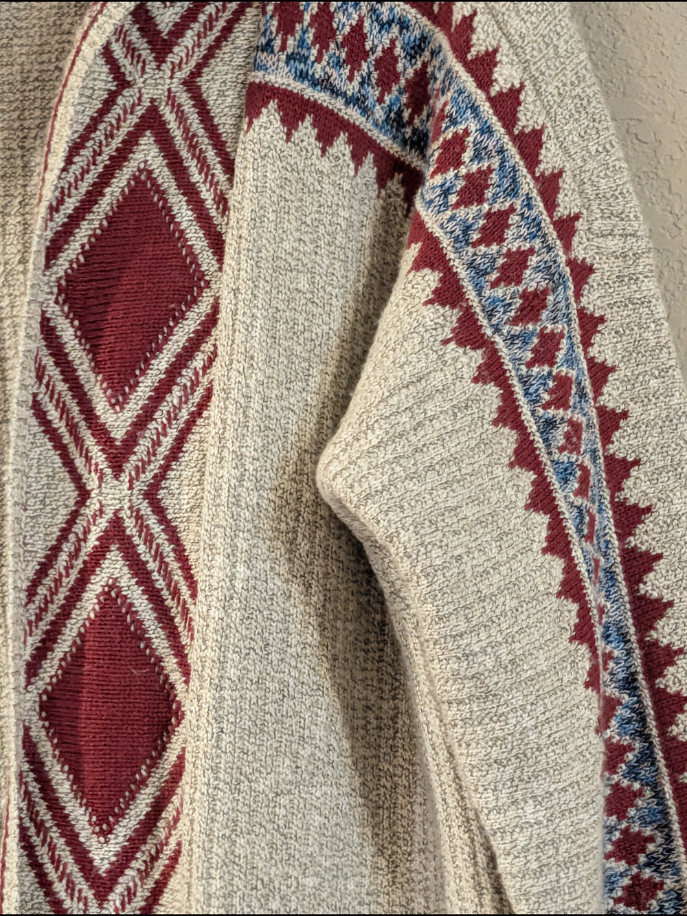 Lucky Brand Cream Hooded Cardigan with Red & Blue Geometric Pattern - Picture 6 of 10